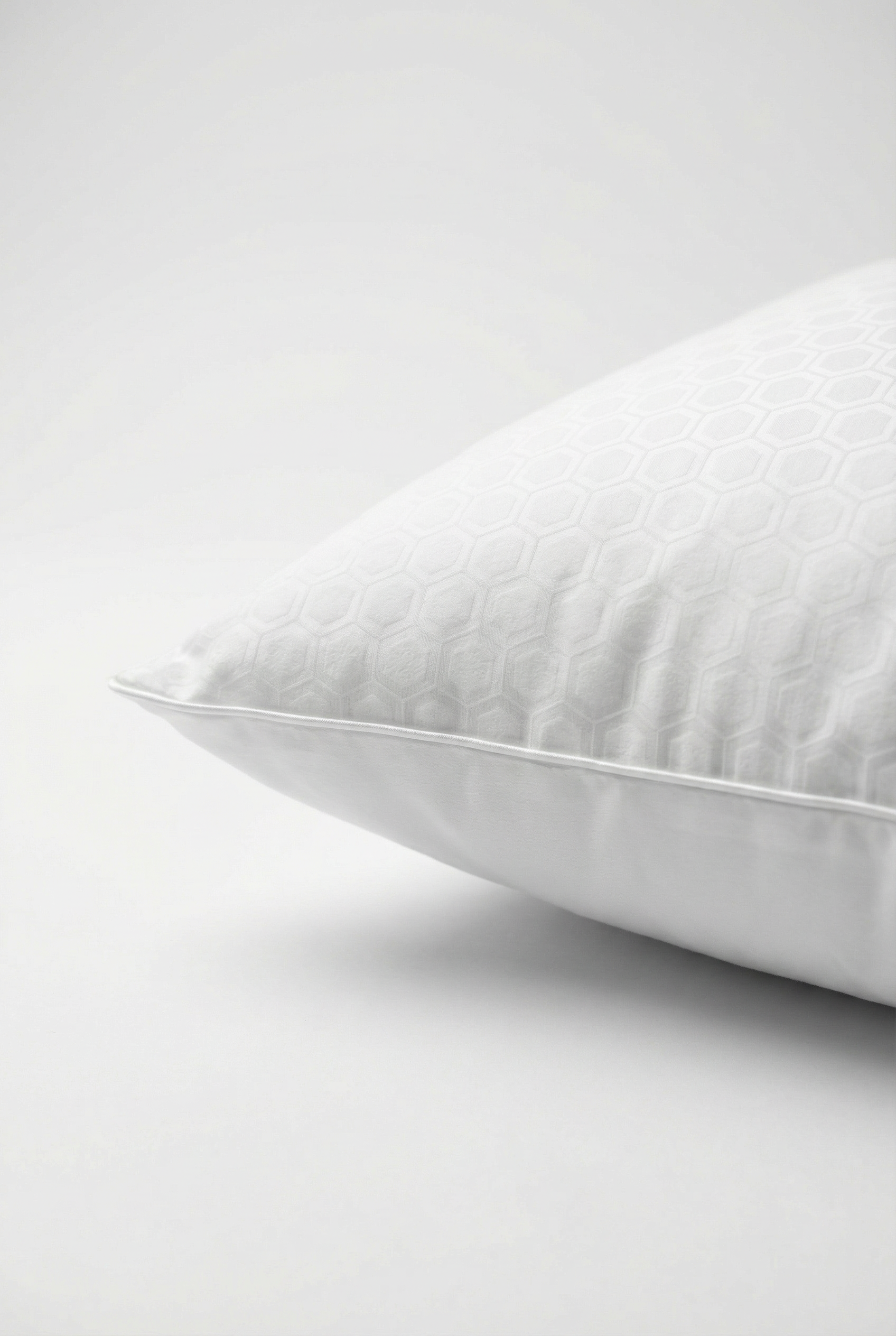 Adaptive Air Medium Pillow