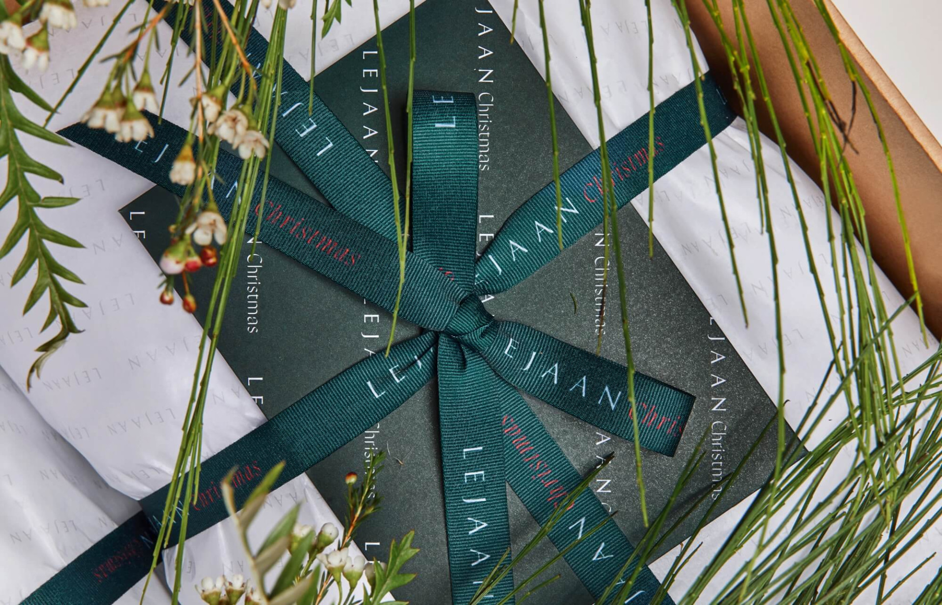 Darčekový sprievodca Lejaan: Pri stromčeku s našimi tipmi zažiarite