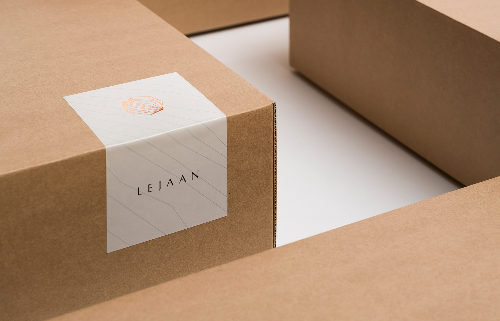 Leján nebo Ležán?